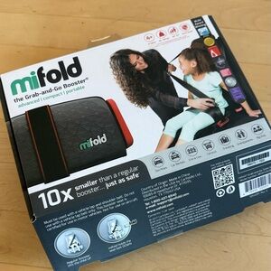 MiFold- almost like NEE Grab-and-Go Booster Car Seat - Black & Red